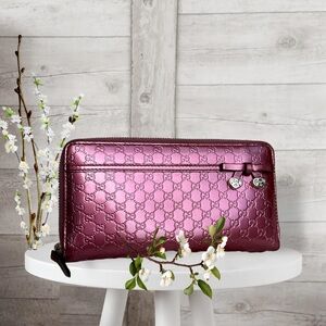 Gucci Pink Guccissima metallic wallet